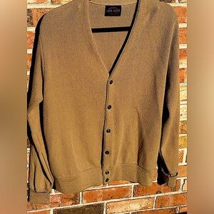 Pine State Vintage Men’s  Cardigan. Made In USA 100% Orlon. Men’s Size Medium